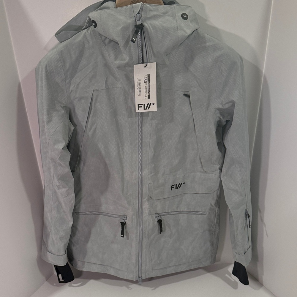 Ski Snowboarding Jacket Woman’s FW Apparel